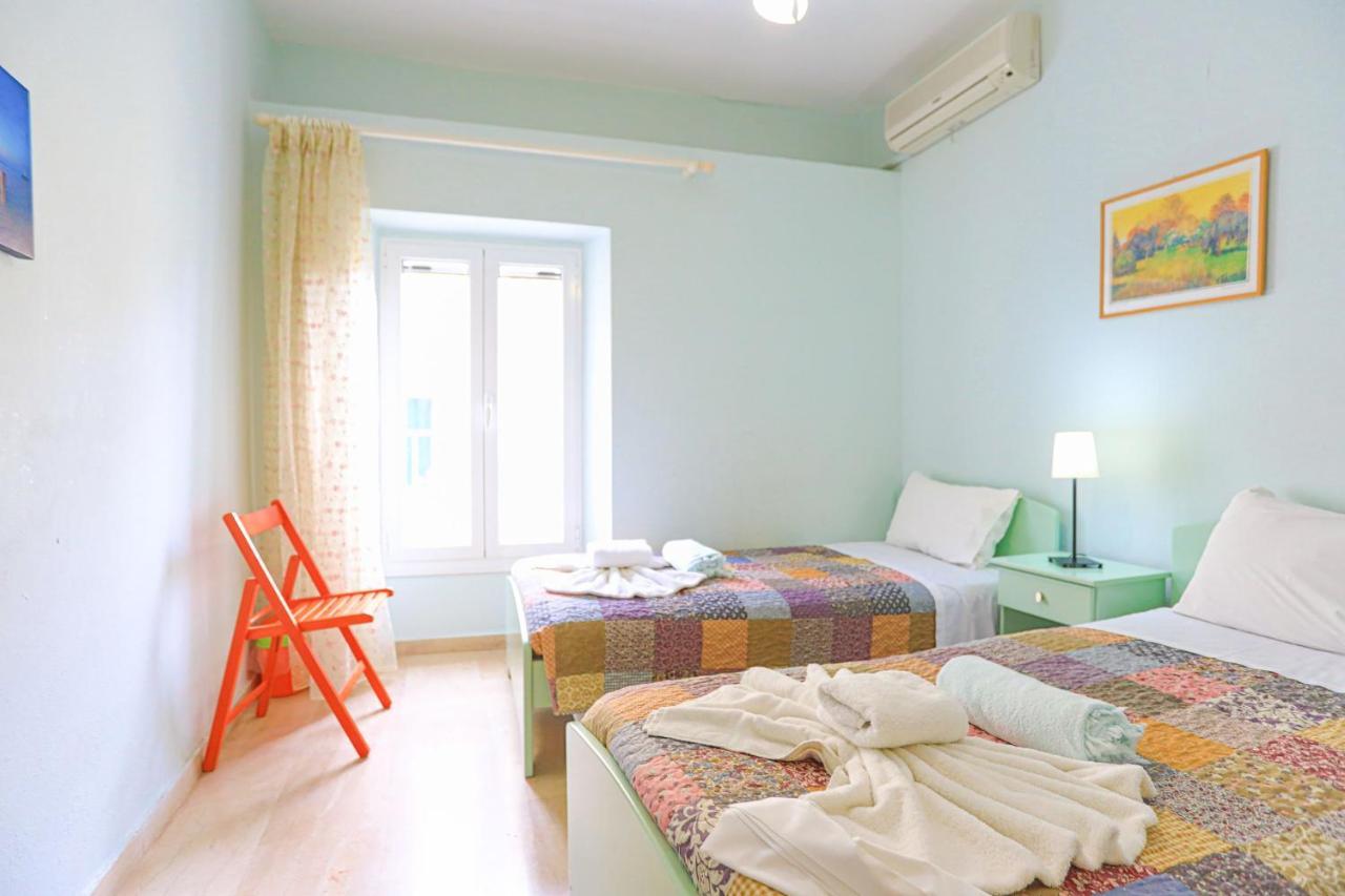 Kaminaki Beachfront Apartments Nisaki  Zewnętrze zdjęcie