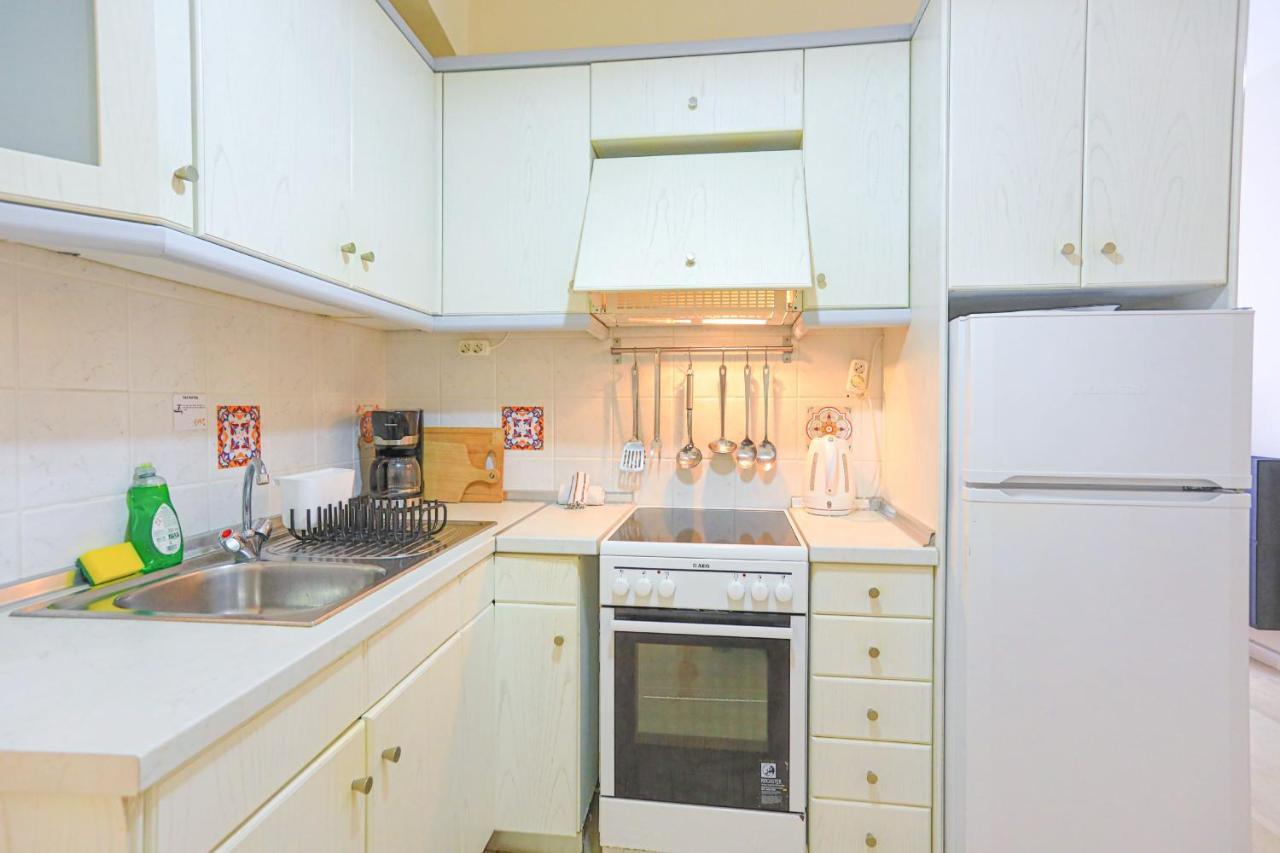 Kaminaki Beachfront Apartments Nisaki  Zewnętrze zdjęcie
